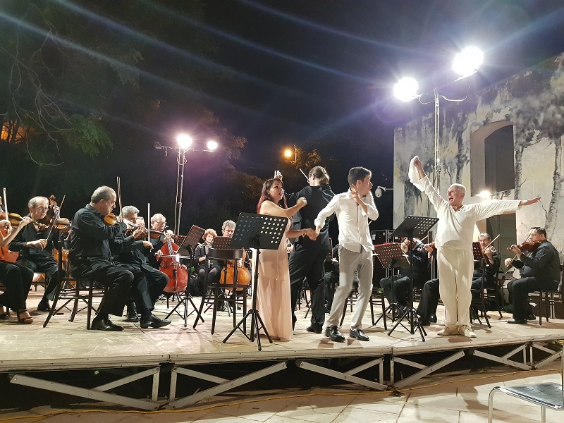 Elia Andrea Corazza direttore. Orchestra Sinfonica Siciliana.